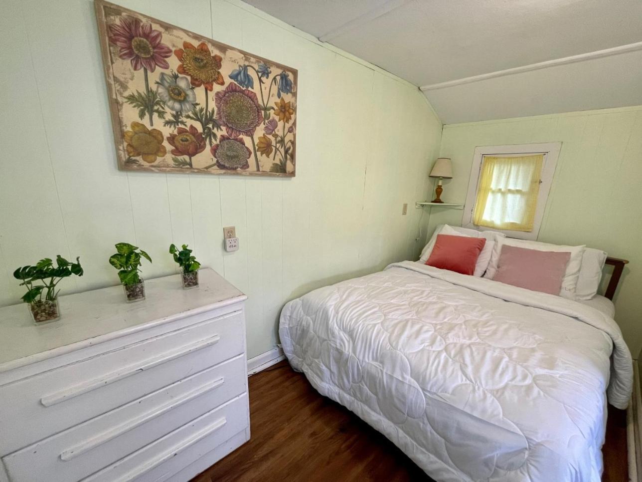 Ambleside Cottage Resort Bobcaygeon Bagian luar foto