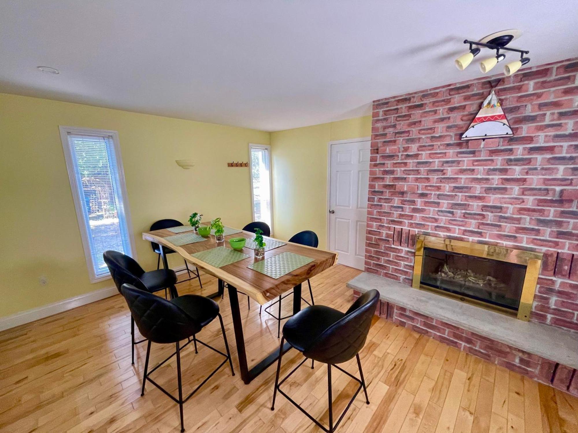 Ambleside Cottage Resort Bobcaygeon Bagian luar foto