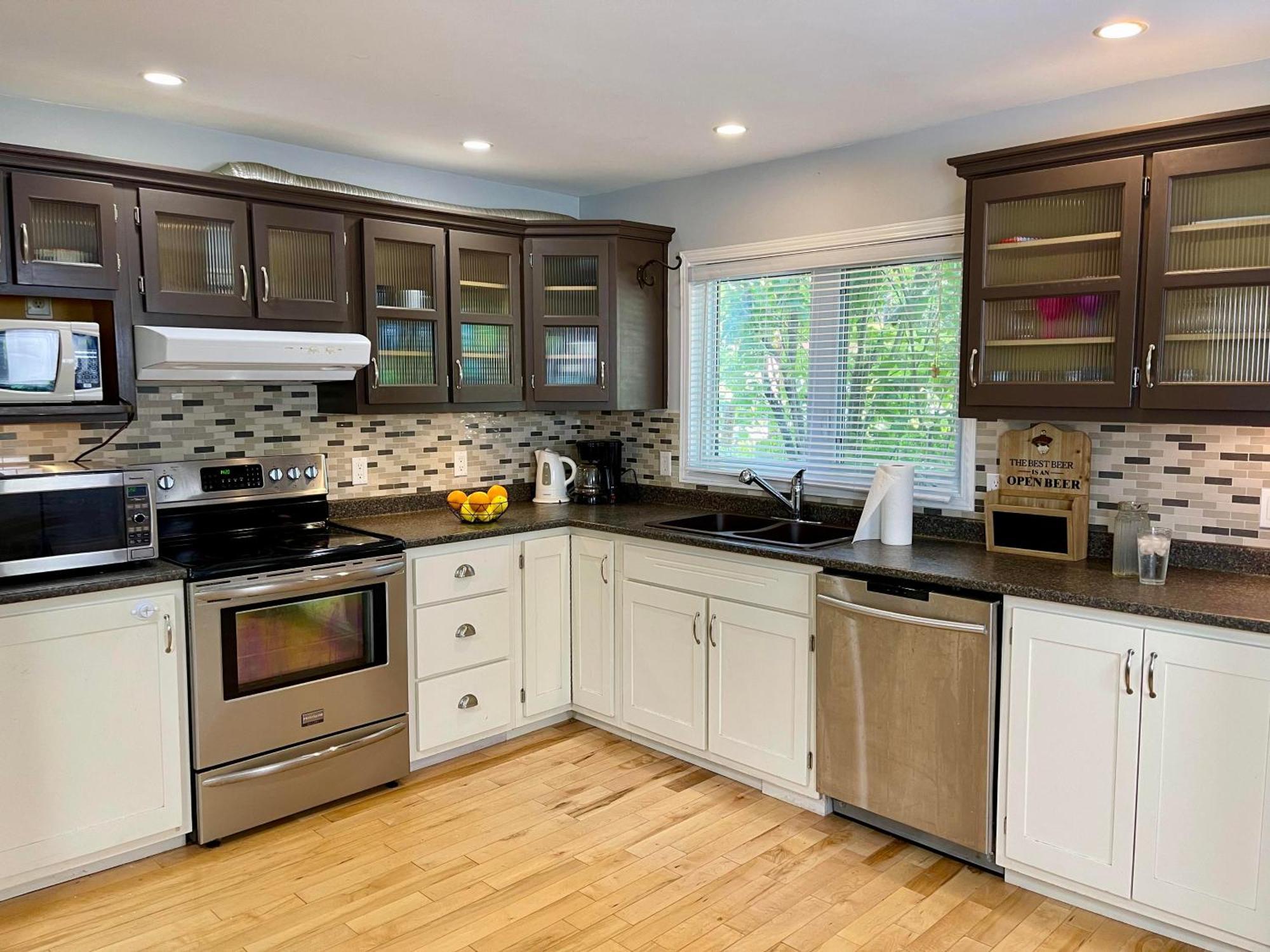 Ambleside Cottage Resort Bobcaygeon Bagian luar foto